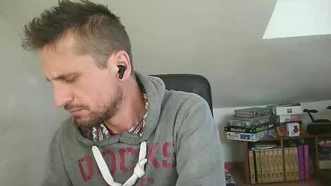 Snapshot of italiano116116 chatting on November 2025 09:10:01 AM italiano116116 online show from November 2025 09:10:01 AM