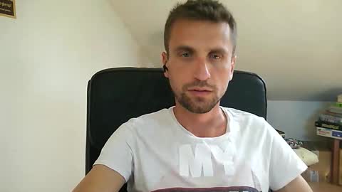 Snapshot of italiano116116 chatting on May 2026 02:25:01 PM italiano116116 online show from May 2026 02:25:01 PM