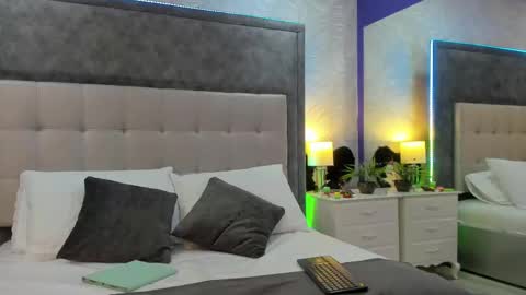 its_bibi online show from September 2025 10:10:02 PM