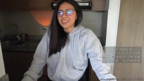 Jessi online show from April 2026 08:46:01 PM