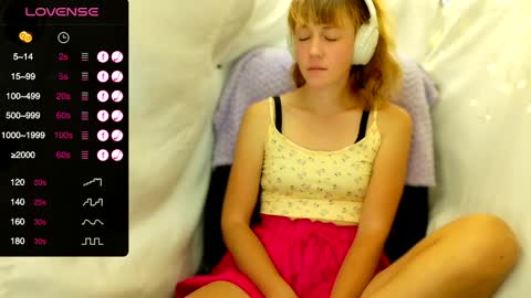 Lily online show from January 2025 03:08:01 AM