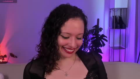 Maria online show from November 2025 06:37:02 PM