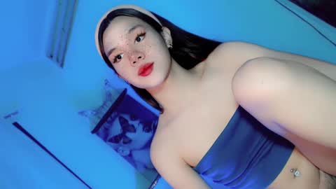 EZZIE online show from February 2025 06:48:01 PM