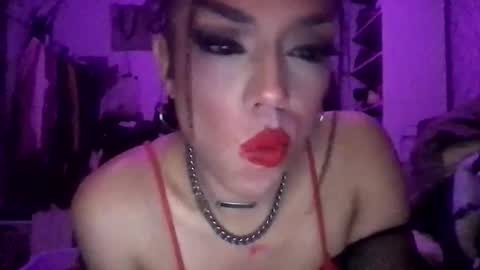 Snapshot of itsariessecrets chatting on March 2025 10:45:02 AM itsariessecrets online show from March 2025 10:45:02 AM