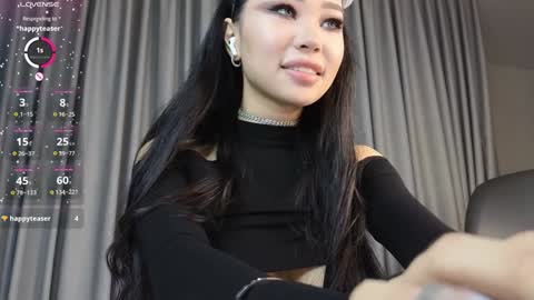 Snapshot of itsdevilcat chatting on January 2025 08:17:02 PM Queen Liya online show from January 2025 08:17:02 PM