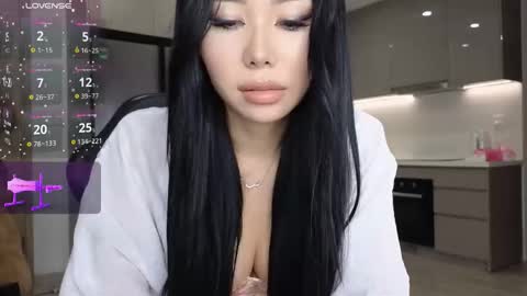 Snapshot of itsdevilcat chatting on October 2025 05:35:01 PM Queen Liya online show from October 2025 05:35:01 PM