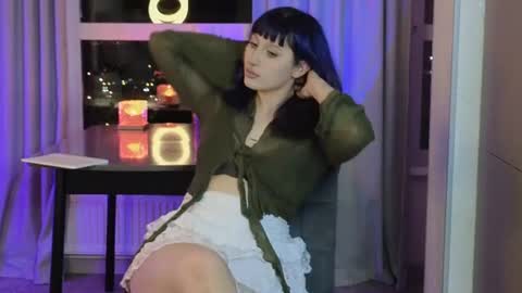itsissadora online show from July 2026 05:56:02 PM