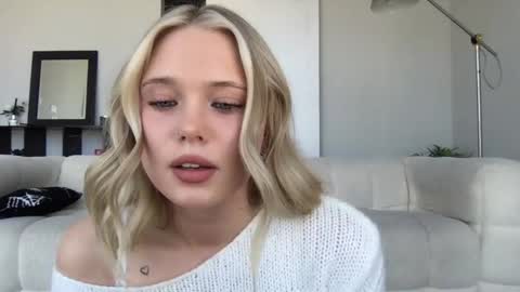 OF  madisynmaee online show from February 2025 08:00:02 PM