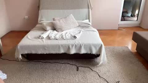 Maxx online show from November 2025 08:06:01 AM