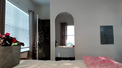 Snapshot of itsmealexisrae chatting on October 2025 12:17:02 PM Alexis Rae online show from October 2025 12:17:02 PM