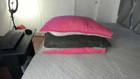Snapshot of itsmoon_swt_ chatting on July 2026 07:09:01 PM Moon online show from July 2026 07:09:01 PM