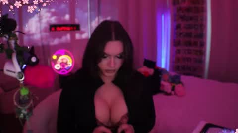 Snapshot of itsnickibabyy chatting on February 2026 01:20:02 AM Nicki Foxx online show from February 2026 01:20:02 AM