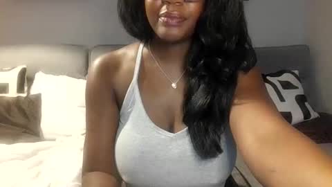 Snapshot of itstaliarose chatting on April 2026 01:47:02 AM Talia online show from April 2026 01:47:02 AM