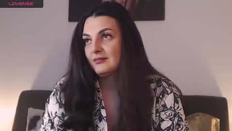 Snapshot of itsyourlady chatting on February 2025 01:06:01 PM Melissa Khaan online show from February 2025 01:06:01 PM