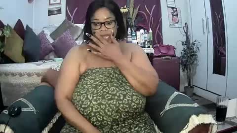 itumeleng74 online show from February 2025 07:37:02 PM