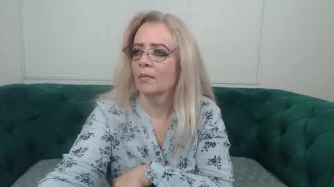 ivanacharm online show from September 2025 03:30:02 AM