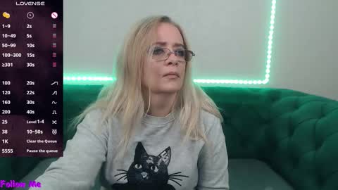 ivanacharm online show from October 2025 03:38:01 AM