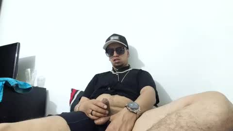 ivanfpc93 online show from October 2025 03:50:01 AM