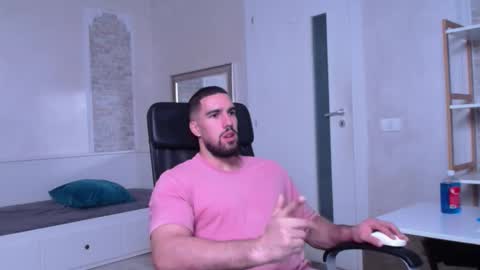 IvanHydee online show from September 2025 04:34:02 AM