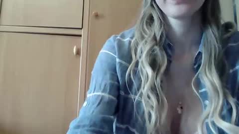 ivetta911 online show from February 2026 09:41:02 AM