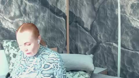 Snapshot of ivettasplash chatting on February 2026 06:17:01 AM IrennaSplash online show from February 2026 06:17:01 AM