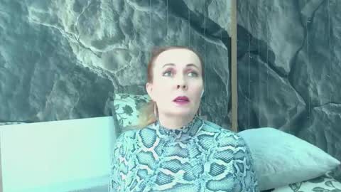 Snapshot of ivettasplash chatting on February 2026 03:21:02 AM IrennaSplash online show from February 2026 03:21:02 AM