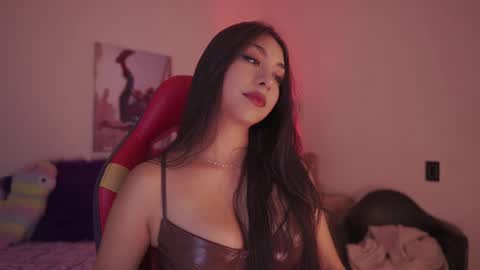 iveet  online show from November 2025 04:34:02 AM