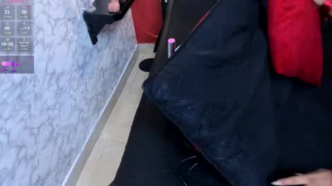 Ivis  online show from February 2026 01:03:02 PM