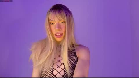 Ivonny online show from November 2025 02:55:02 AM