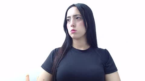 ivorynoir online show from April 2026 01:26:01 PM