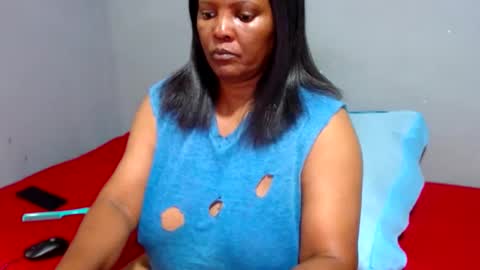 IVORYTITS48 online show from January 2025 05:32:02 AM