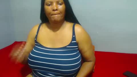 IVORYTITS48 online show from February 2025 05:20:02 AM