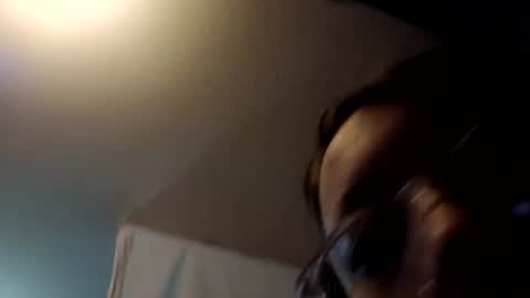 ivorytrixx online show from December 2025 01:32:01 AM