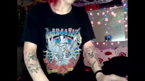 ivorytrixx online show from February 2026 06:40:02 AM