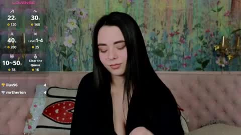 Snapshot of ivorywood_ chatting on April 2026 06:10:01 PM ivorywood_ online show from April 2026 06:10:01 PM