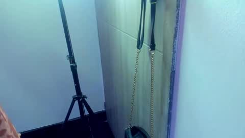 Diana Rojas  online show from February 2025 11:27:01 PM