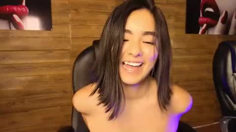 Snapshot of ivy_gail chatting on June 2026 04:13:02 AM IVY online show from June 2026 04:13:02 AM