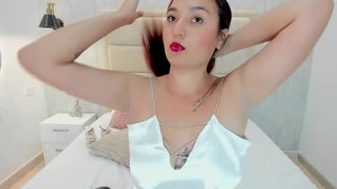 IVY  online show from December 2025 03:38:02 PM