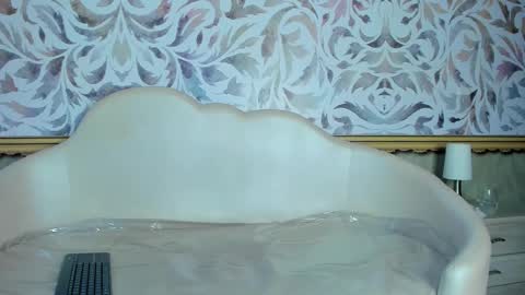 Ivy Rae online show from October 2025 03:20:02 PM