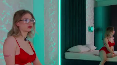  Ivy  online show from February 2026 06:19:01 PM