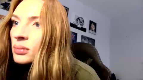 ivygrave online show from October 2025 09:34:02 PM