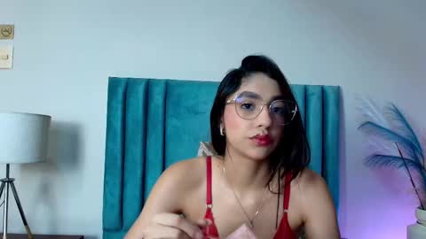 IvyJhonss online show from November 2025 12:16:01 PM