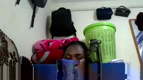 ivyk_ online show from March 2026 07:04:02 PM