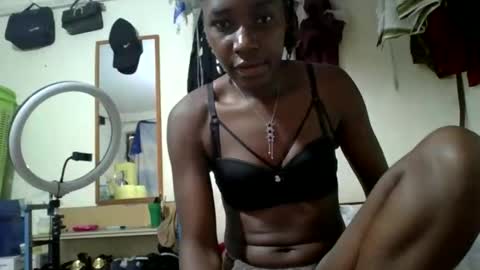 ivyk_ online show from April 2026 11:48:01 AM