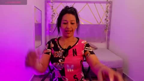 ivyshine7 online show from December 2025 06:57:02 PM