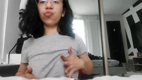 Snapshot of ivyx20 chatting on May 2026 02:12:02 PM Ivy online show from May 2026 02:12:02 PM
