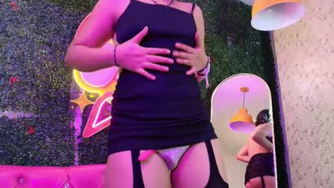 IVY STORM  online show from November 2025 02:35:01 PM