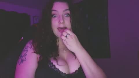 Amiee online show from December 2025 01:48:02 AM