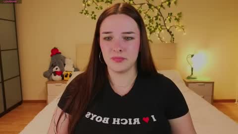 Daisy online show from May 2026 11:43:01 PM