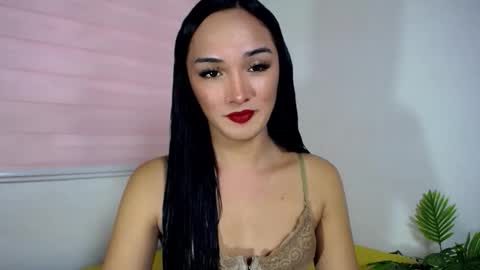 iwillcum4u_ online show from September 2025 12:43:01 AM